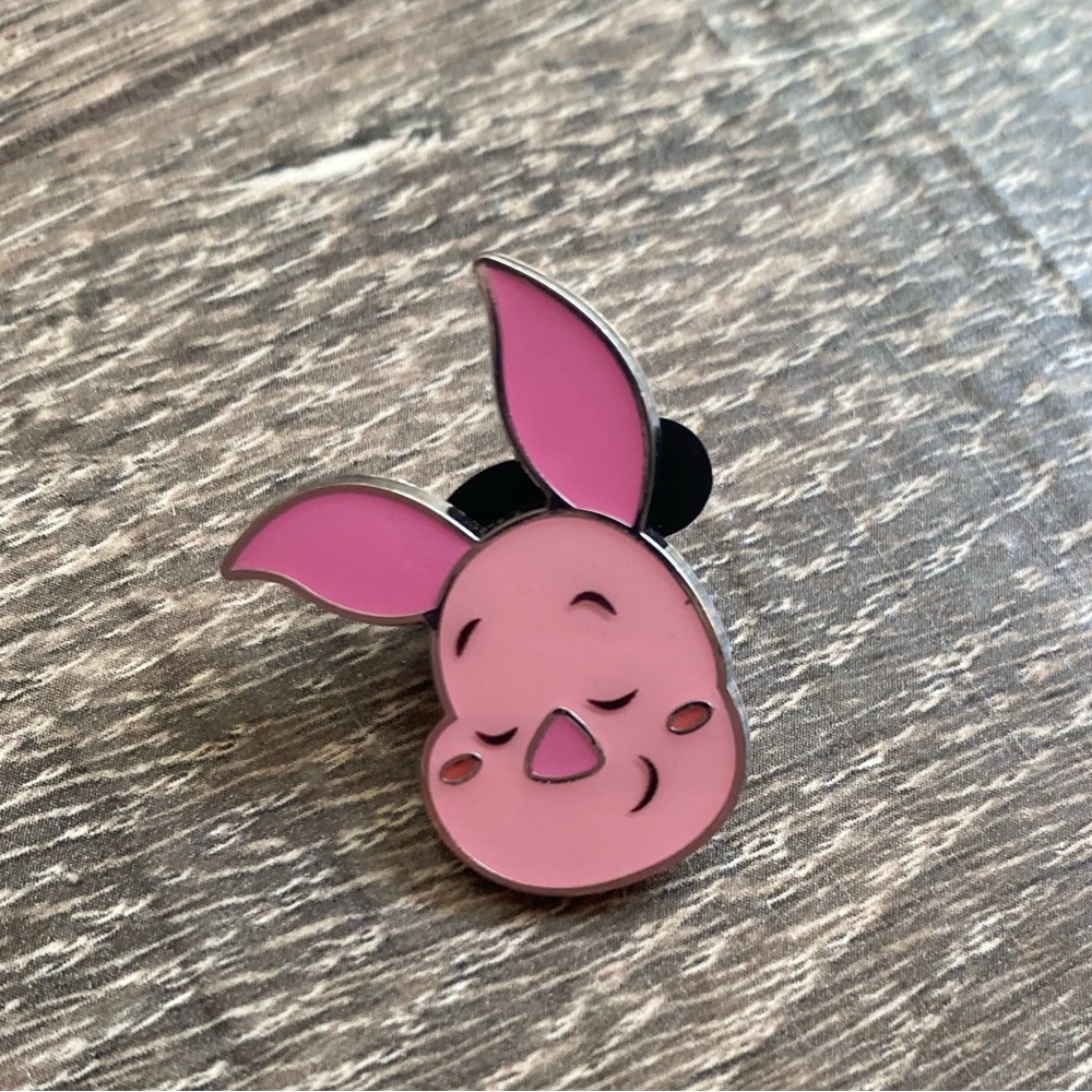 Disney Pink Piglet Enamel Pin